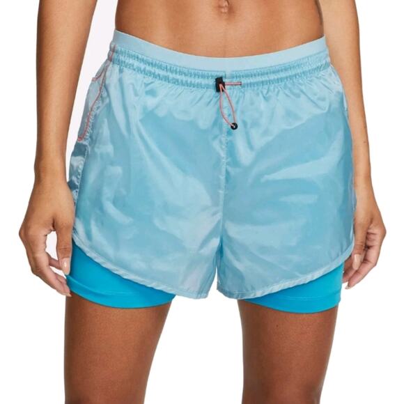 Nike Icon Clash Tempo Luxe Mid Rise Running Shorts Size Medium - Picture 1 of 14